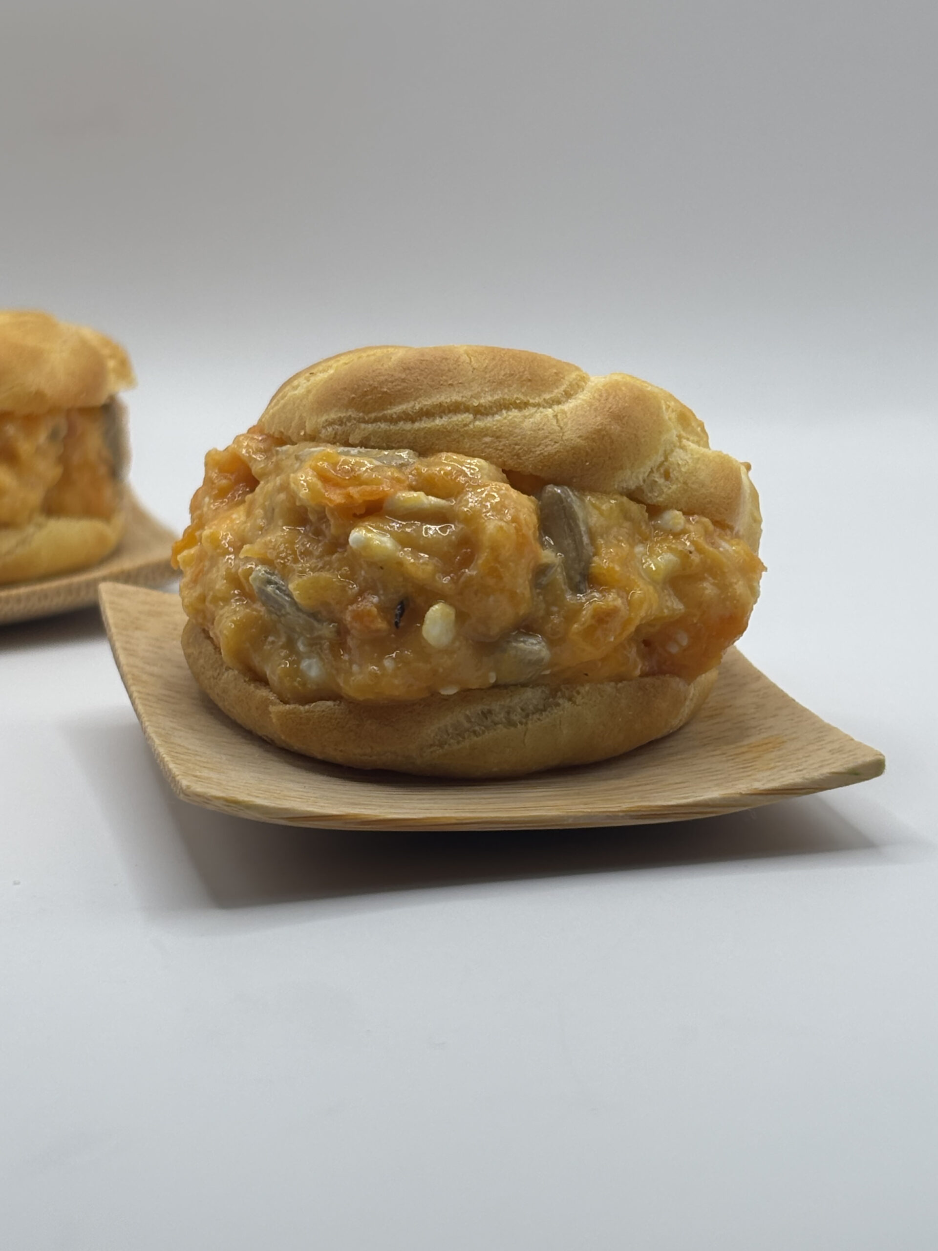 Profiteroles de calabaza asada con queso feta y pipas - Imagen 4