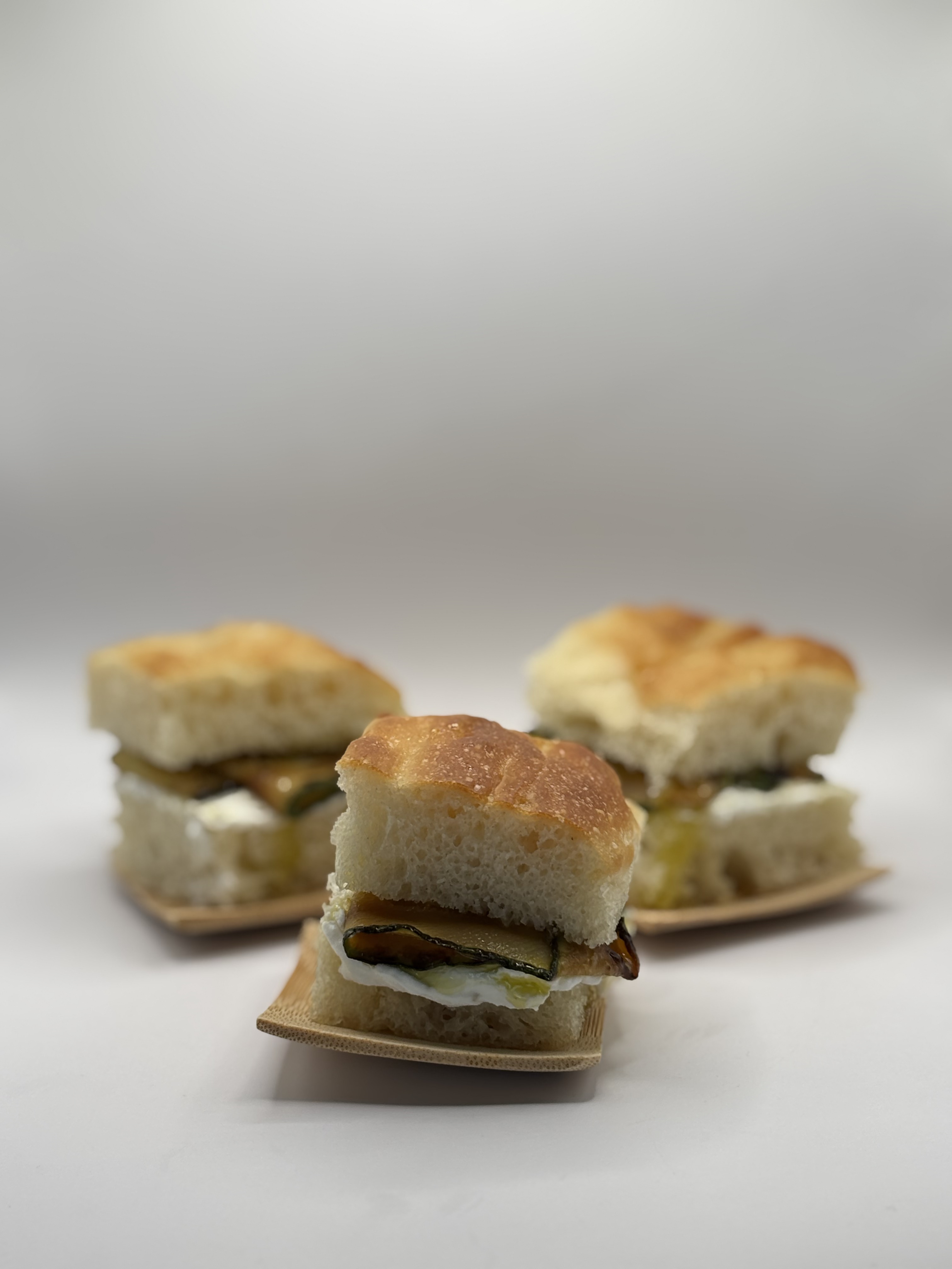 Mini focaccias de calabacín y queso ricotta. - Imagen 7
