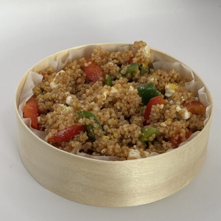 Ensalada de cous cous y queso feta.