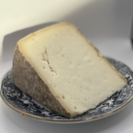 Queso de cabra de pasta semi blanda (200-300 gr)
